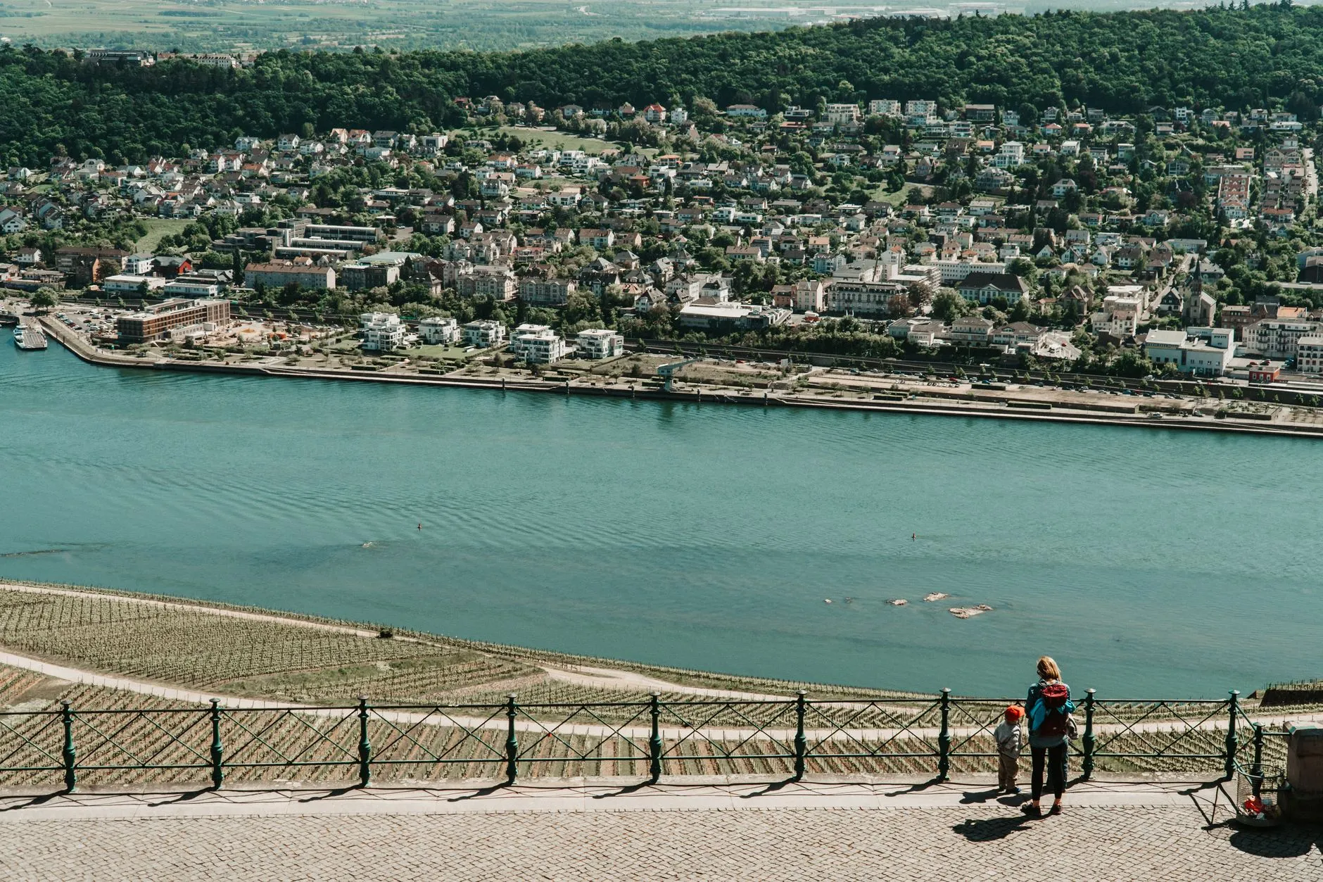 Flughafentransfer zwischen Breisach am Rhein und dem Flughafen Frankfurt mit Chauffeur
