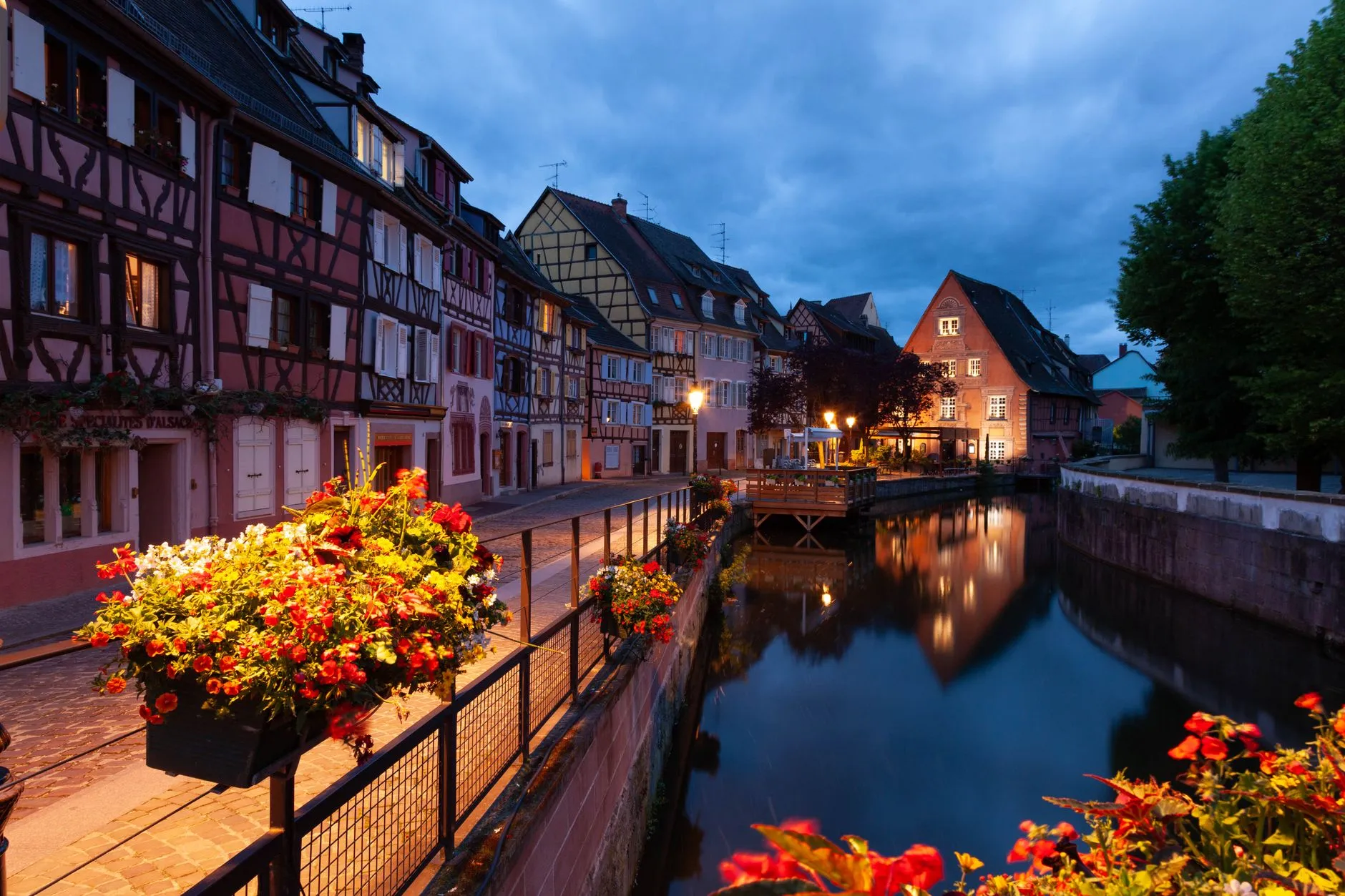 Flughafentransfer zwischen Colmar und dem Flughafen Frankfurt mit Chauffeur