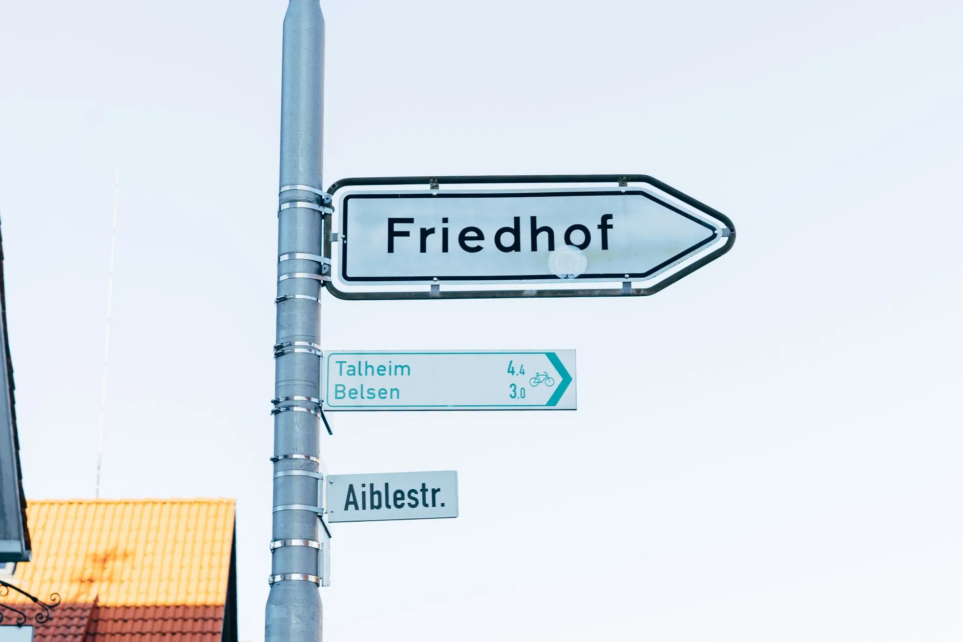 Flughafentransfer zwischen Eschborn und dem Flughafen Frankfurt mit Chauffeur