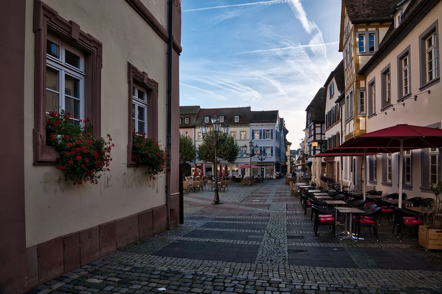 Flughafentransfer zwischen Landau in der Pfalz und dem Flughafen Frankfurt mit Chauffeur