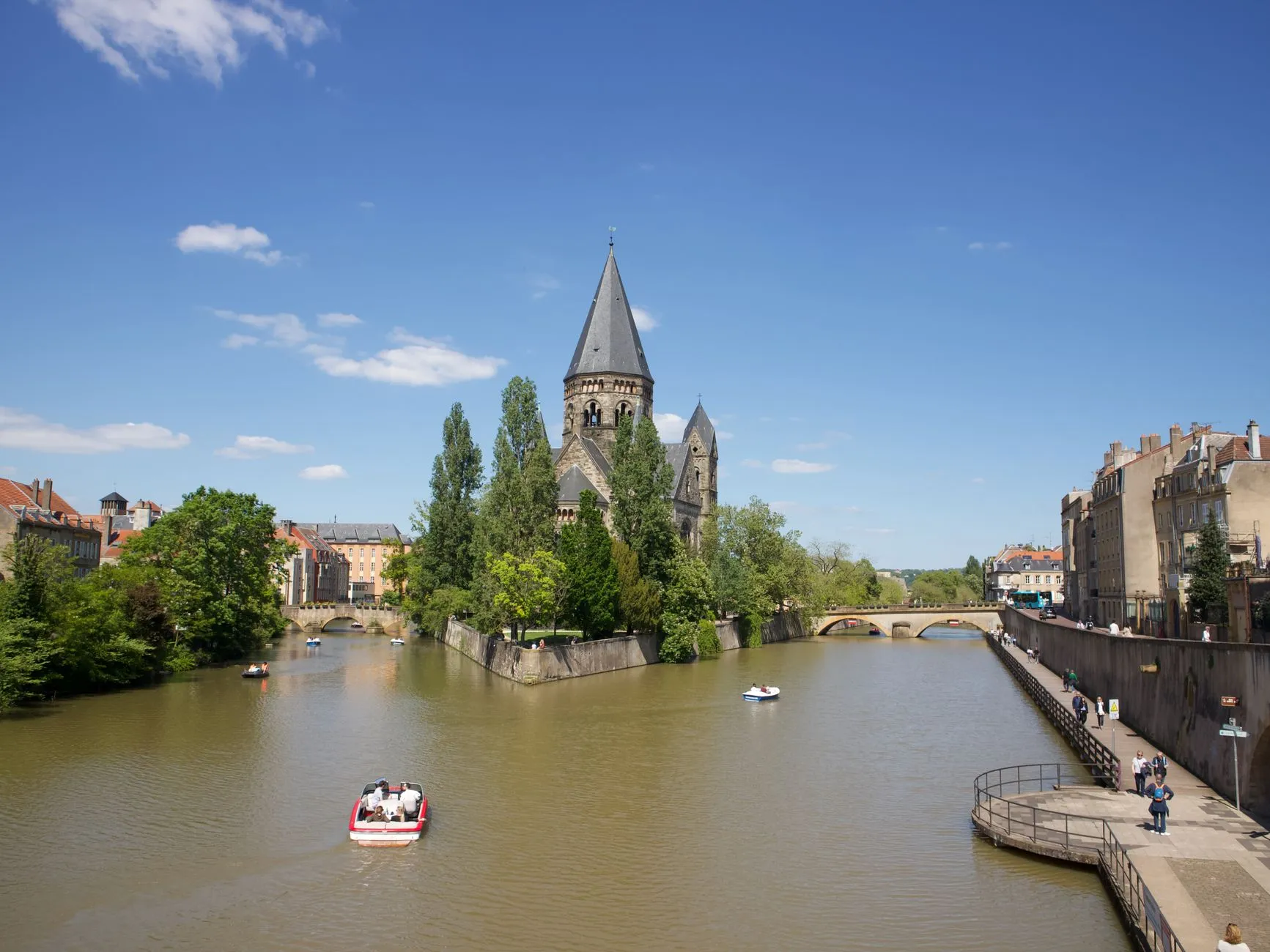 Flughafentransfer zwischen Metz und dem Flughafen Frankfurt mit Chauffeur